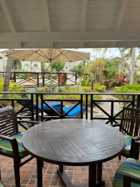Tropical Paradise Living